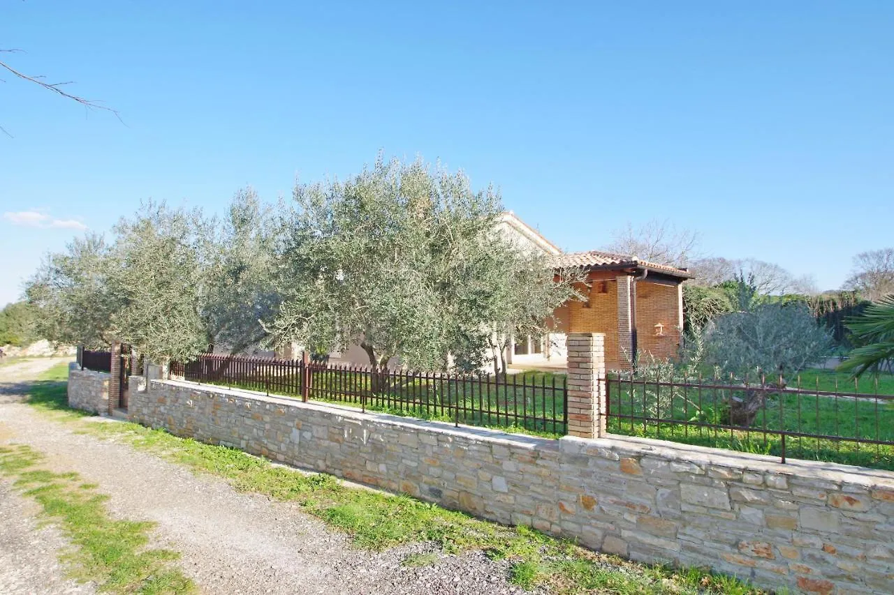 House Matteo, Valdenaga Villa Pula